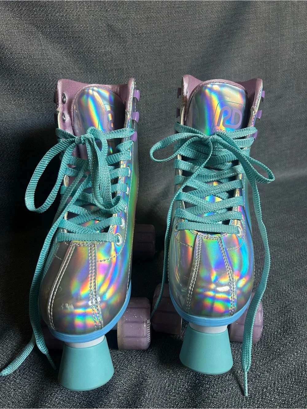 Holographic Teal Lace-Up Roller Skates